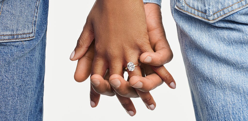 The Ultimate Guide For Buying Engagement Rings