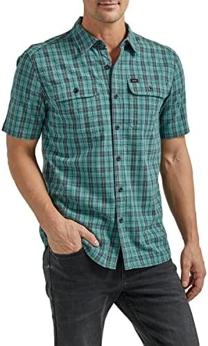 Lee Men’s Extreme Motion All Purpose Classic Fit Short Sleeve Button Down Worker Shirt